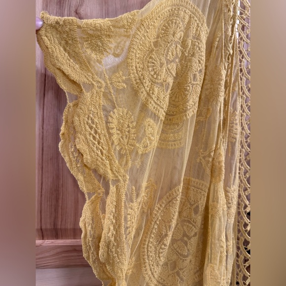 Do Everything in Love Mustard Lace Cardigan Kimono Beach Cover Up One Size - Picture 4 of 13